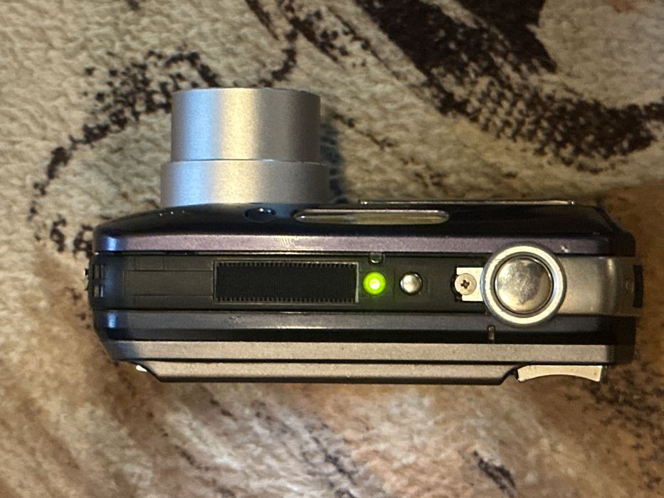 Olympus компактный фотоаппарат