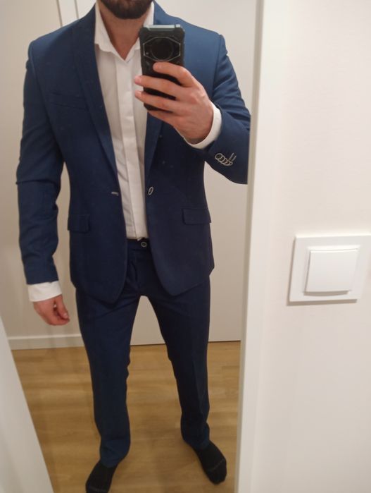 Garnitur męski granatowy