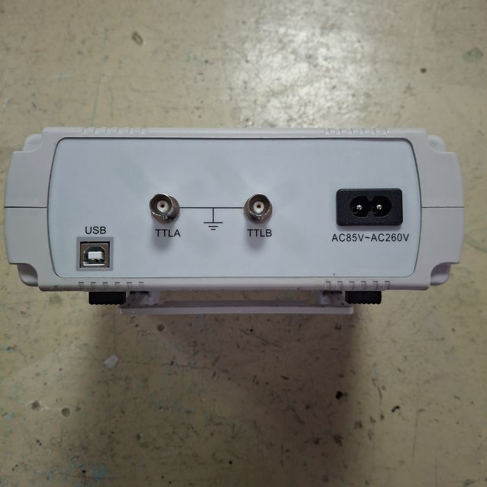 Генератор FY3200S-20M
