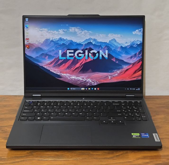Lenovo legion 5 pro rtx4070 i7-13700hx