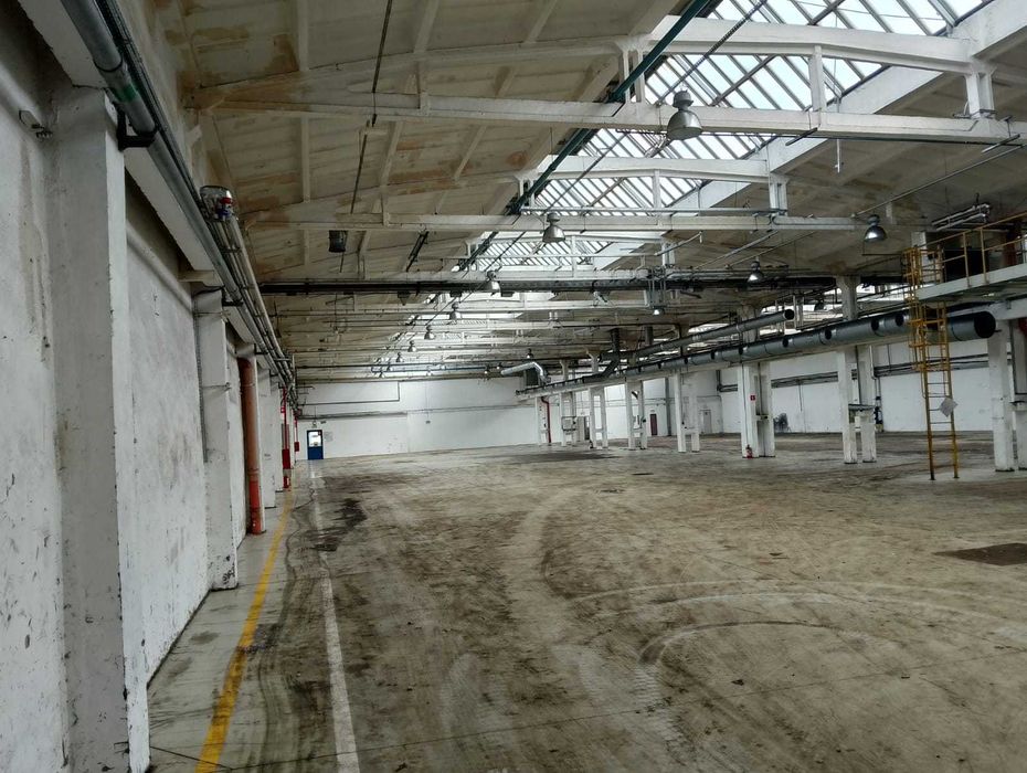 Hala magazynowo produkcyjna z zapleczem biurowym - 2558 m2