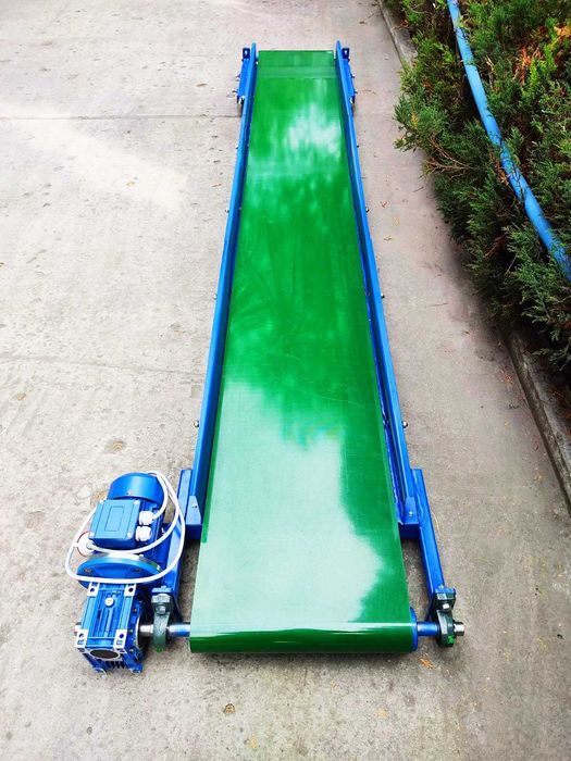 Погрузчик. Ленточный конвейер. Транспортер стрічковий