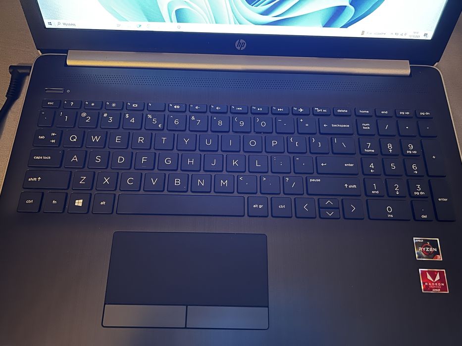 Laptop Hp 255 8GB  RAM 256 GB SSD