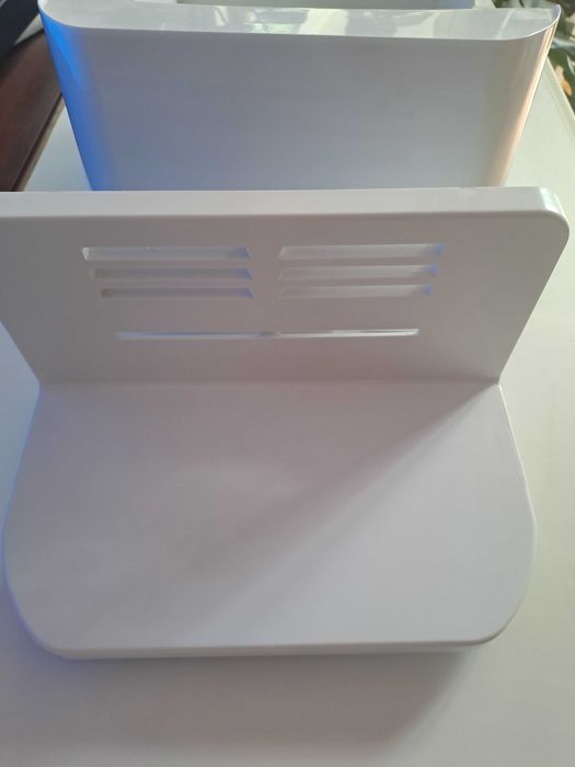 pojemnik na lód ze ślimakiem do lodowki Electrolux EAL6140WOU