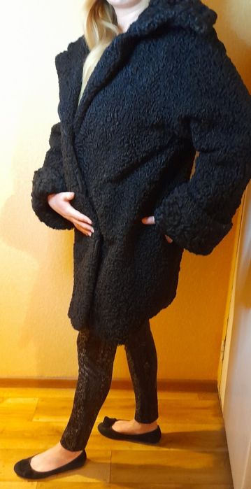 Каракулевая шуба новая