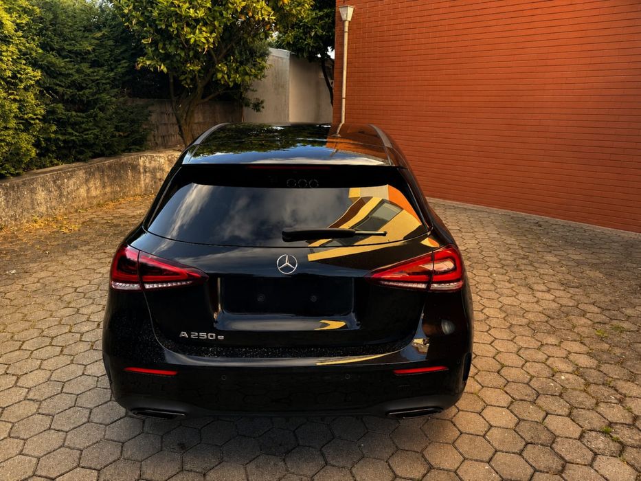 Mercedes-Benz A 250 e — fotografia 4