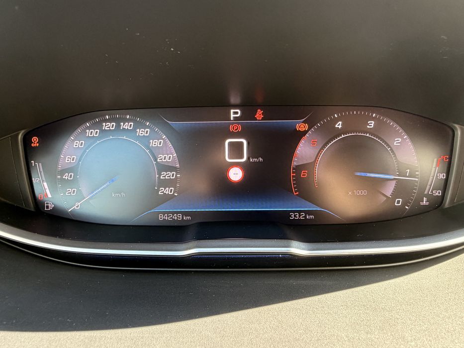 Peugeot 3008 automático troco Vespa 125