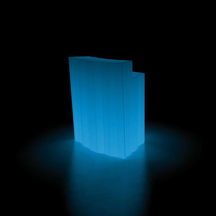 Balcão de bar com iluminação rgb