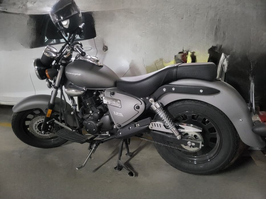 Keeway Superlight 125