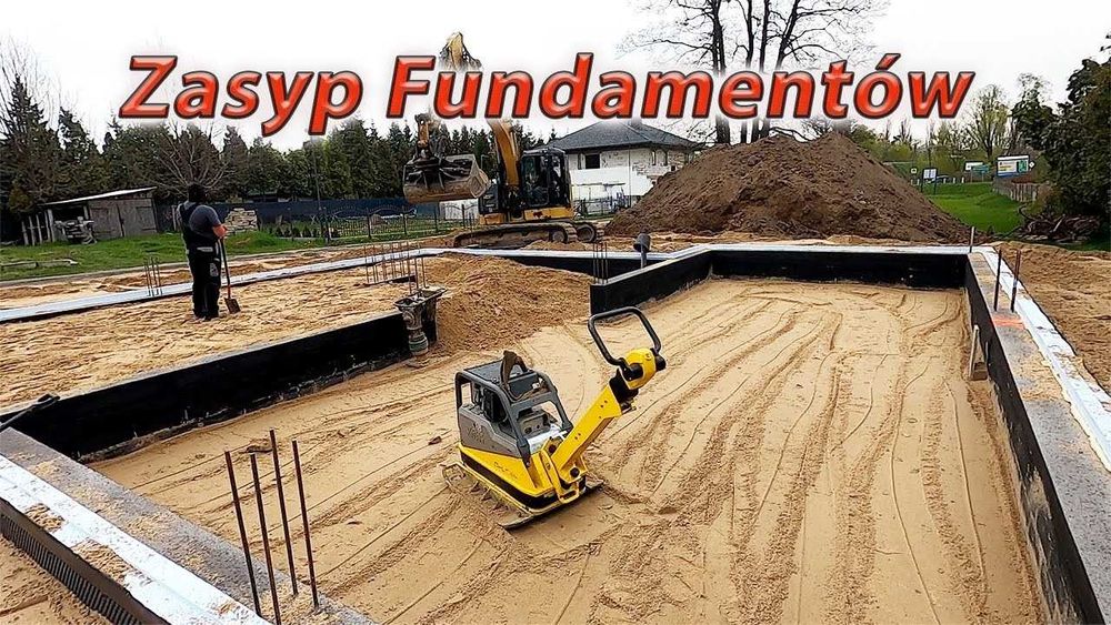 Rapa , piach. Zasypywanie fundamentów piaskiem zasypowym. Kompleksowo