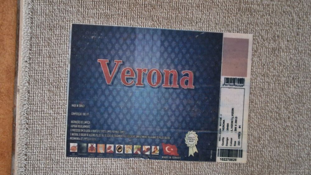 Tapete cinza/ beje mesclado 2:3m