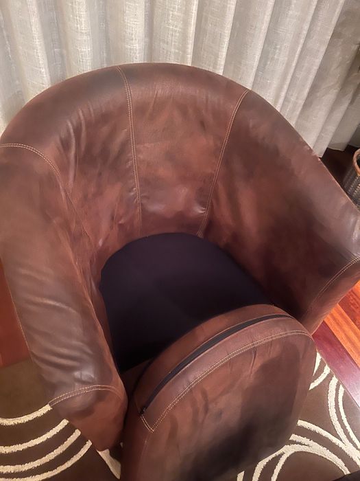 Poltrona  cor castanha