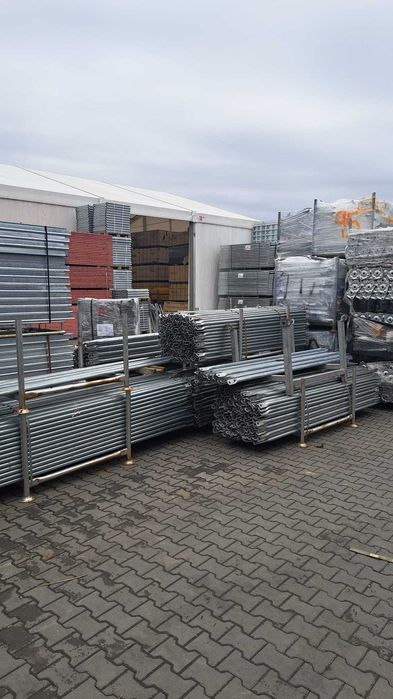 Rusztowanie elewacyjne P70 typu Plettac –  zestaw 72 m2