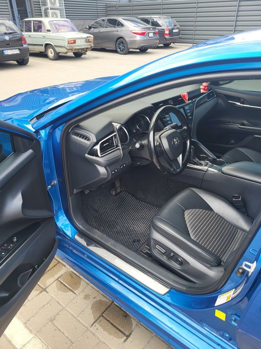 Toyota Camry 2017