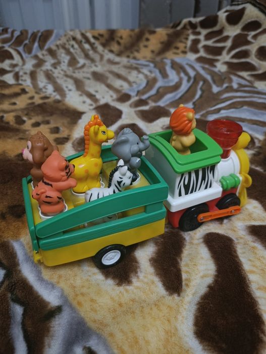 Продам игрушка детский паравозик