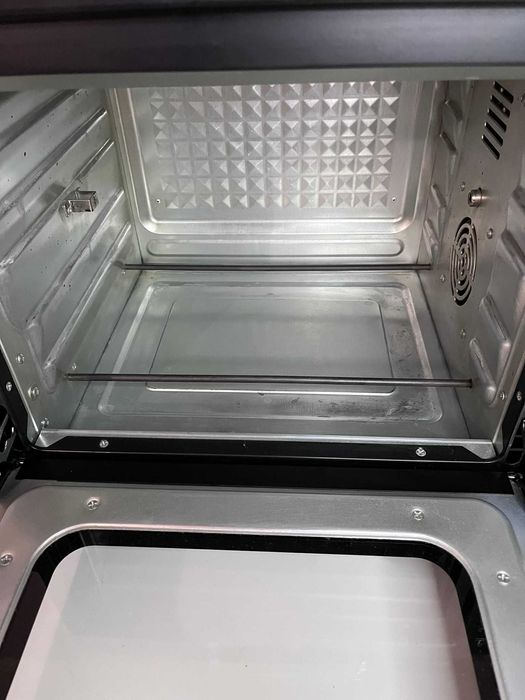 Piekarnik elektryczny wolnostojący