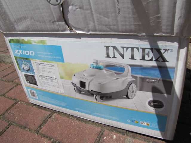 Intex ZX100 automatyczny odkurzacz robot czyszczący do basenów naziemnych, do pomp przepływowych 6056-13248 l/h, tworzywo sztuczne, biały