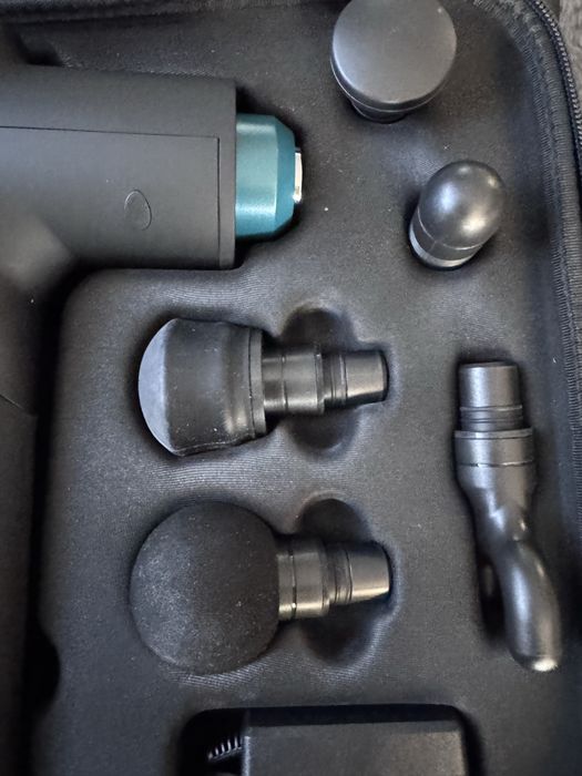Beurer MG 185 Massage Gun – kompletny zestaw