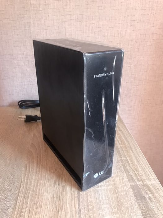 Новый LG ресивер-Усилитель W4-2.