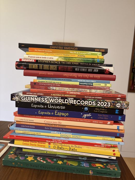 Varios livros infantis