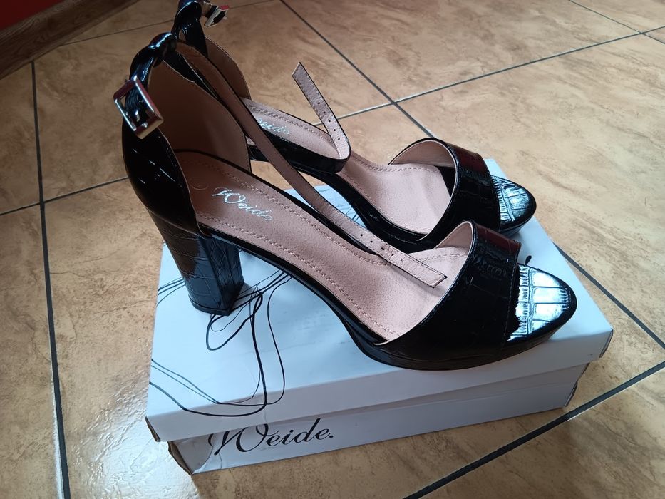 Buty damskie eleganckie sandały na obcasie Weide 40 nowe