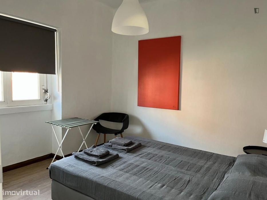 Quarto - localizado em Alcântara Lisbon