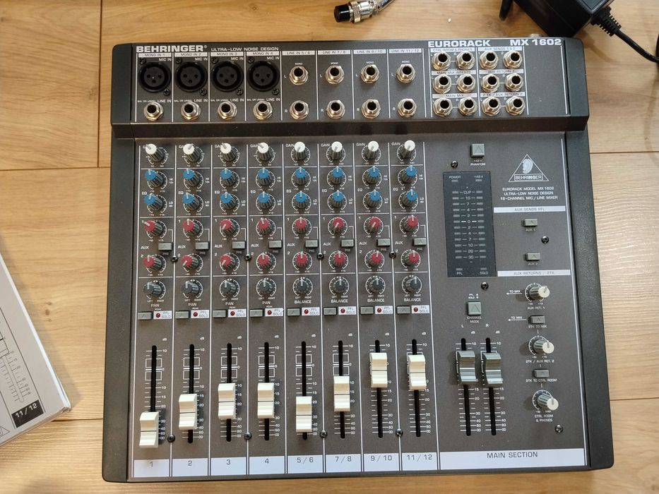 Mikser Behringer Eurorack MX 1602