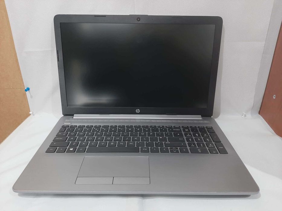 Laptop HP 255 G7 | Ryzen 5 3500U | 8GB DDR4 | 256GB SSD | W10
