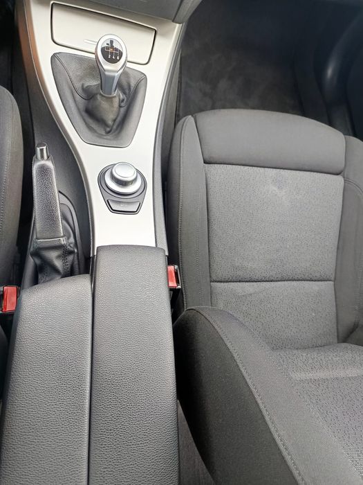 BMW 325i - E90 - 2007.