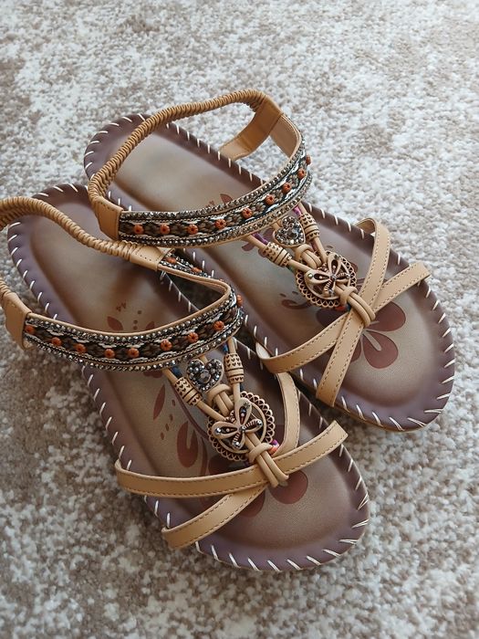 Сандалії жіночі на низькій подошві для великої повноти