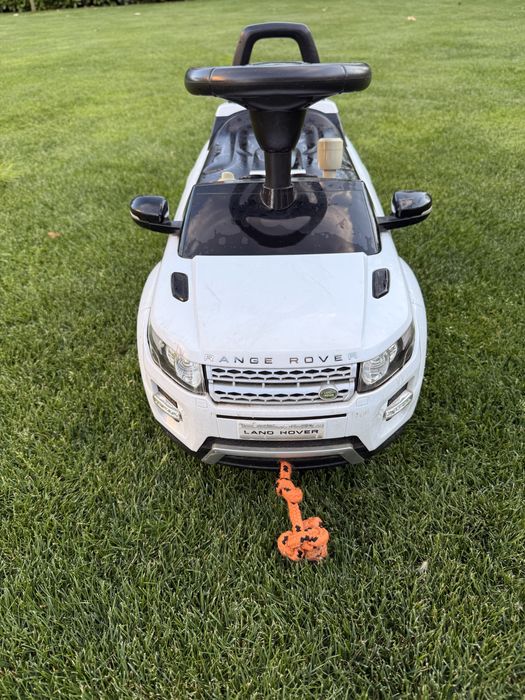 Autko jeździk range rover
