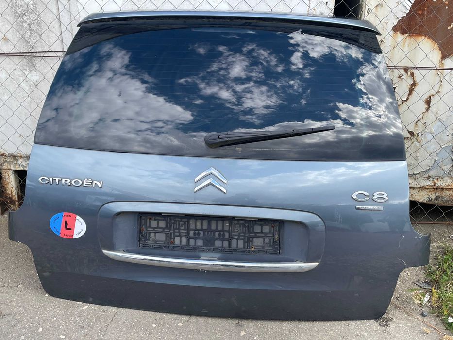 Кришка багажника, Ляда Citroen C8