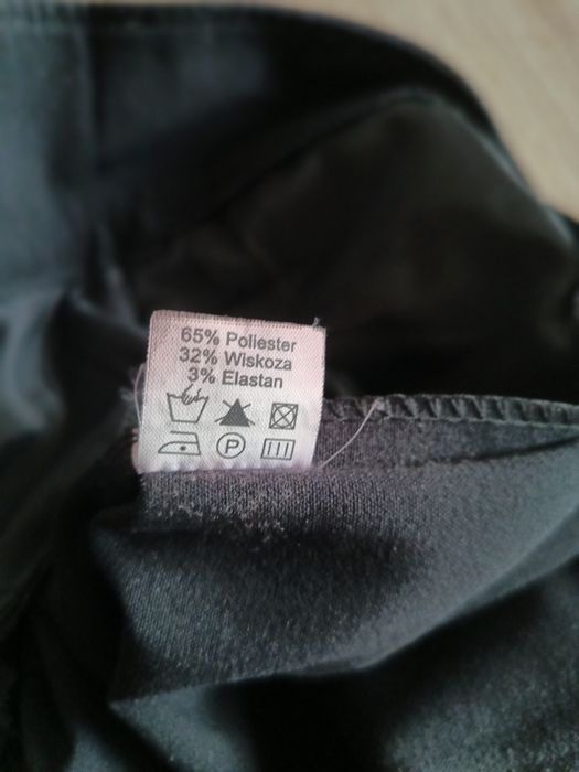 Spodnie czarne kant 40