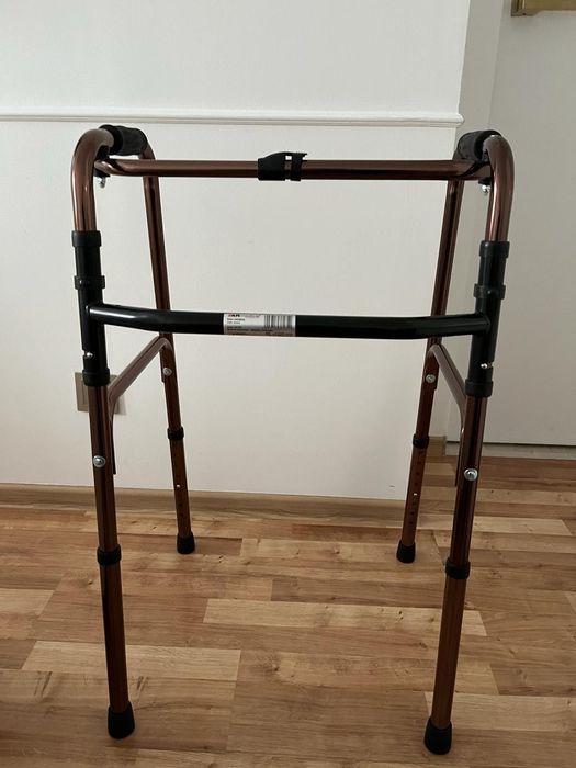 Balkonik składany lekki z kołami