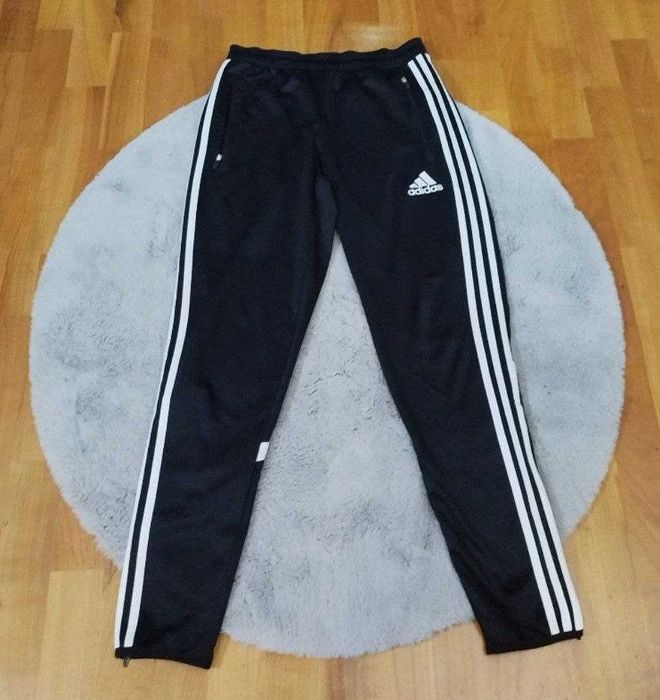 Оригінальні спортивні штани Adidas та Umbro на лампасах. S-M р