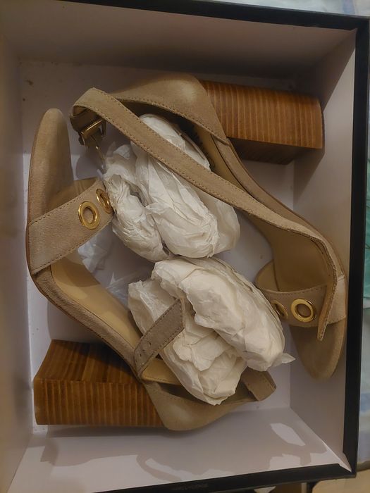 Buty damskie na obcasach Liu jo r.40
