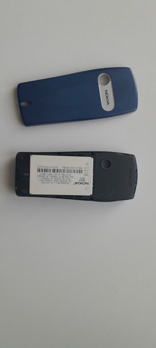 Do kolekcji - nokia 6610i - granatowa
