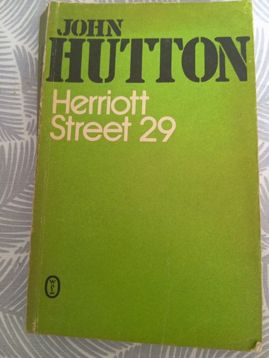 John Hutton książka