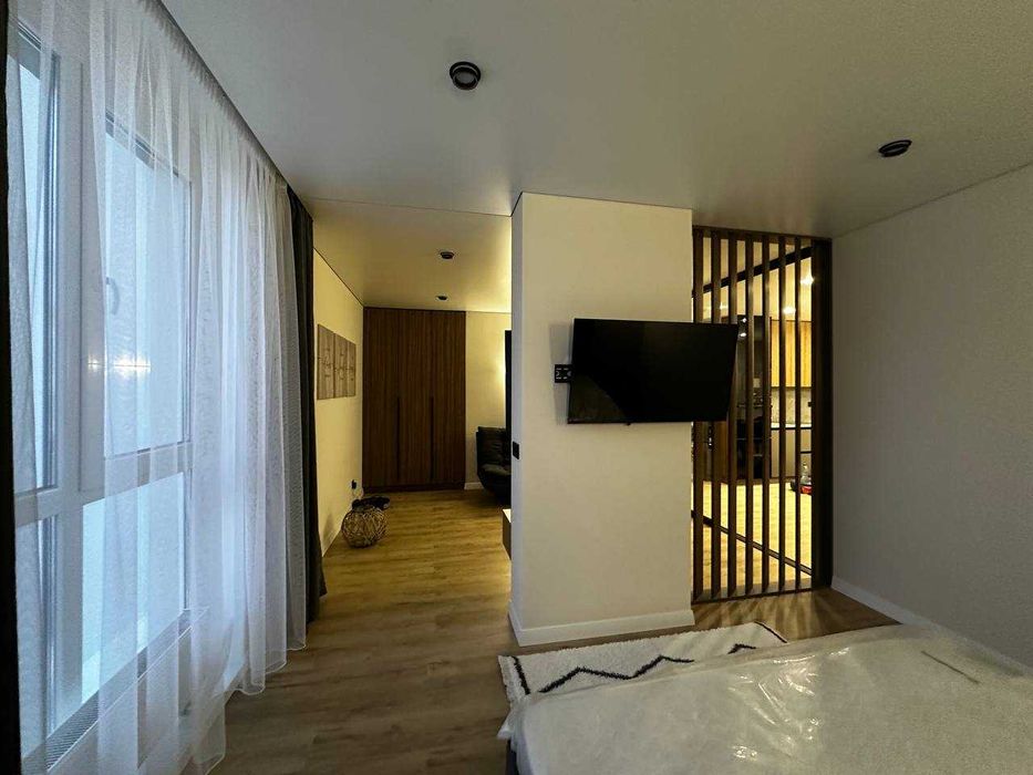 Продаж однокімнатна квартира ЖК Америка, дизайнерський ремонт та меблі