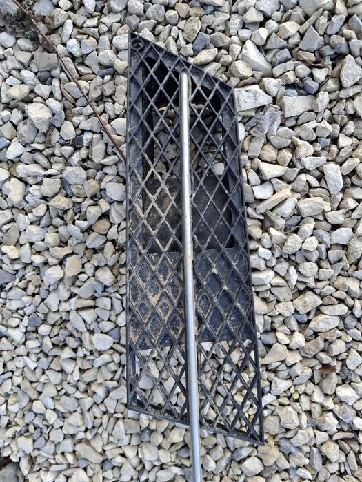 Kratka Dolna zderzaka atrapa BMW E60 E61 LIFT LCI