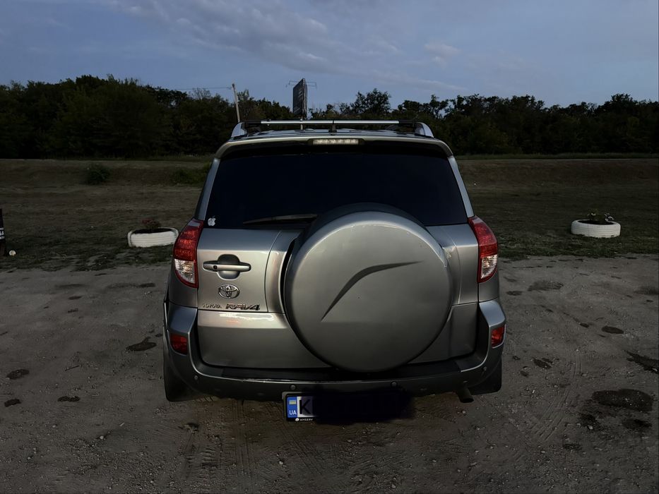 Продам Тoyota RAV4 2006