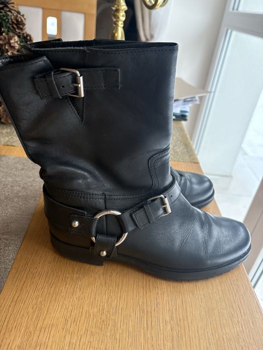 Buty czarne ze skory r.36