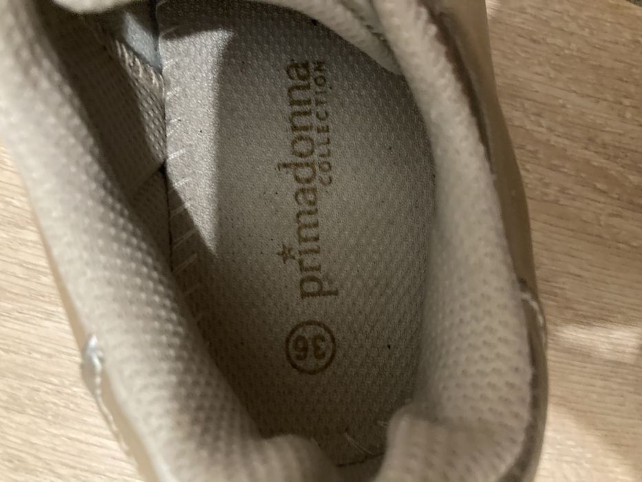 Sapatilhas Douradas PrimaDonna