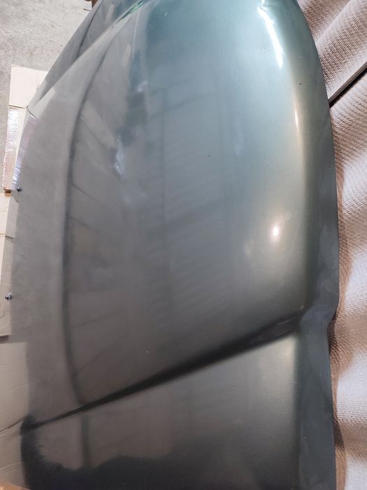 Капот волга , газ 3110