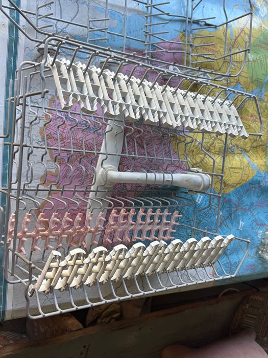 Корзина верхня та  нижня для посудомийної машини Electrolux