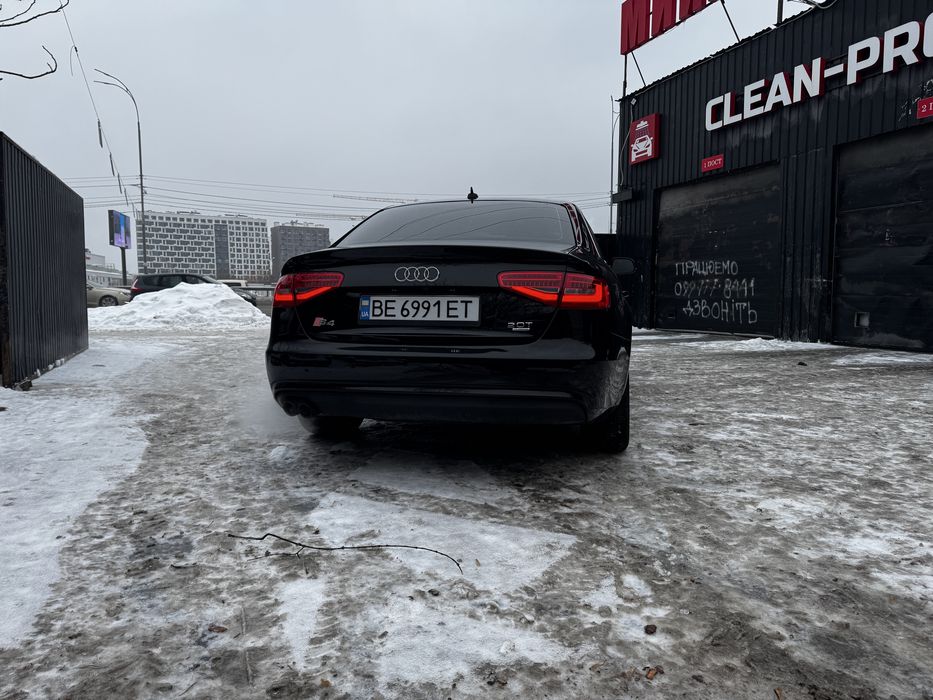 Audi A4 S-line 2012р