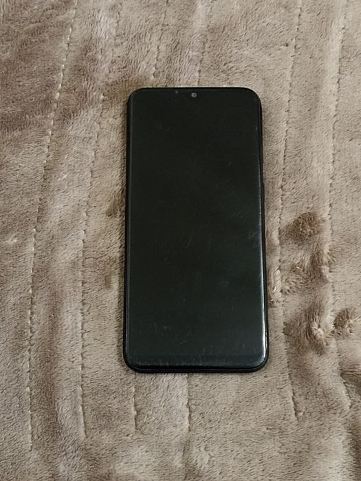 Продам телефон samsung a20е