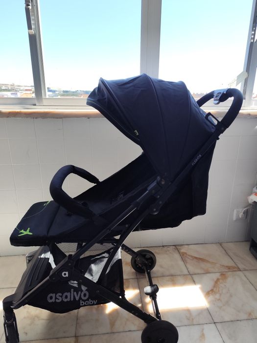Carrinhos de passeio e andador de bb