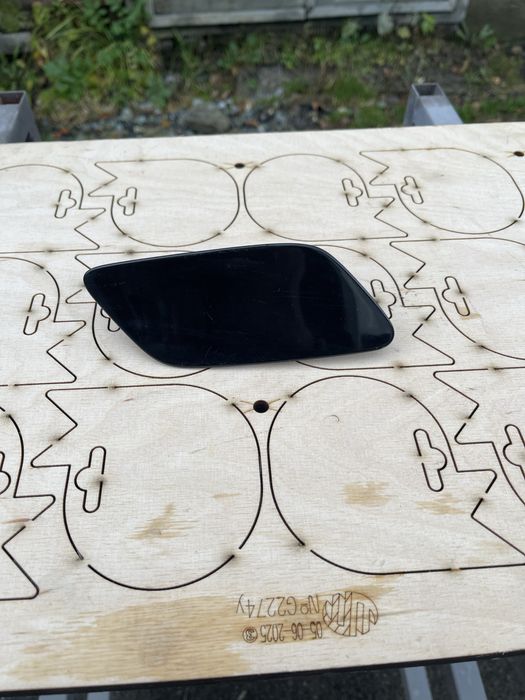 Накладка форсунки омывателя фары передней Audi a6