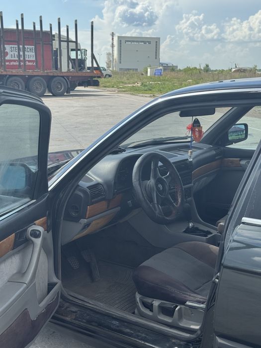 Bmw е32 730i